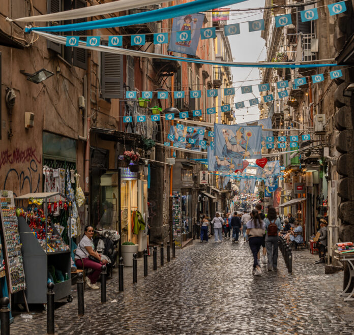 FNL Travel Naples 2407A