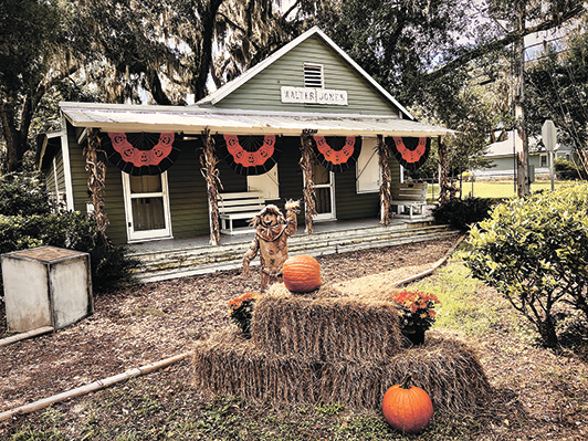 MNL Historical landmarks decorated for fall 2411A