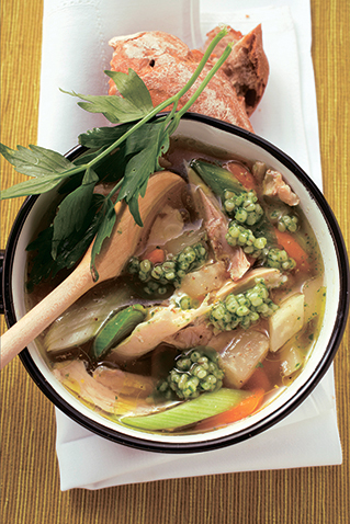 FNL Pantry Raiders Chicken Barley Soup 2501