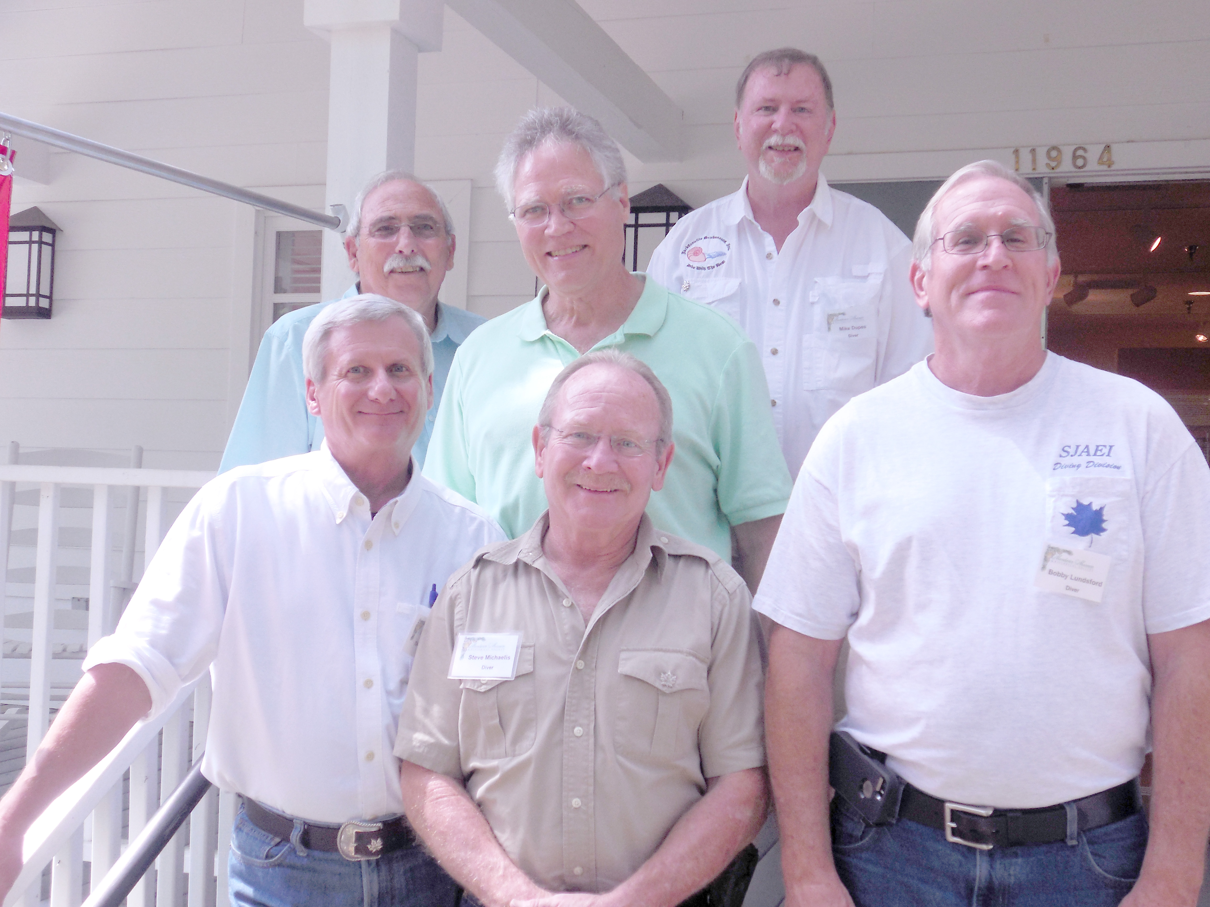 mnl-maple-leaf-divers-1711b