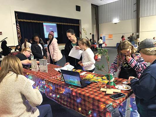 MNL Crown Pt Reading Under the Stars 2502A