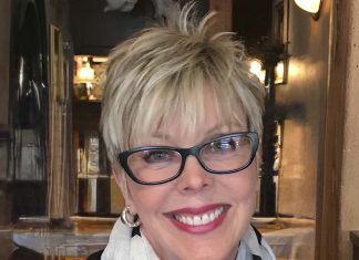 The Good Earth: Poinsettias are the holiday star of the season